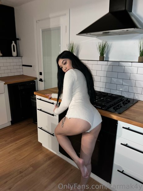 ラテン系ママオンリーファンズ セクシーヌード アーカイブ