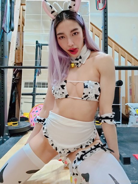 rock leena ホット女優 写真