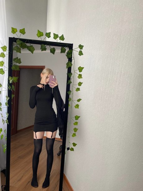 男性ストレートオンリーファンズ アートxxx 写真