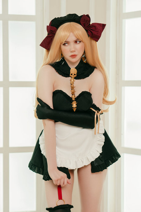 美しい黒檀のオンリーファンズ セクシーxxx 写真