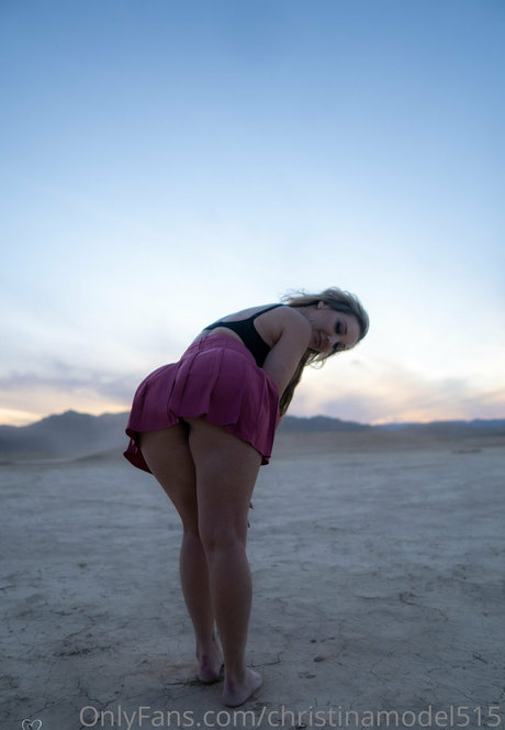 オンリーファンズを舐める セクシーヌード 写真