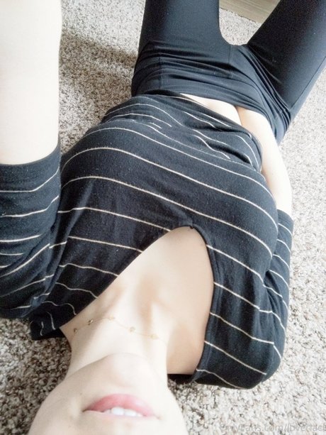 LoverLaci 美しい女優 写真