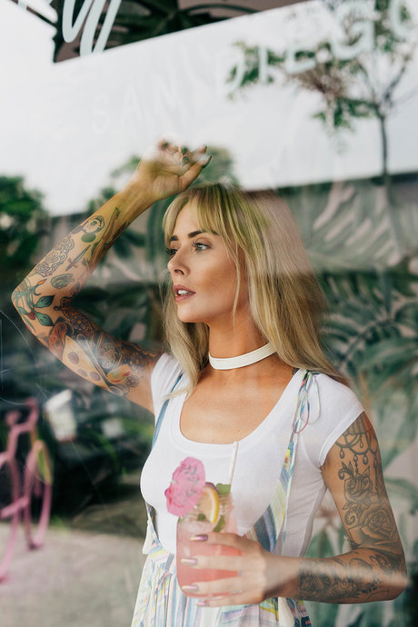 Alysha Nett 素敵な女優 ギャラリー