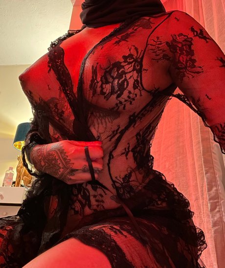 Yasmina Khan 高品質スター 画像