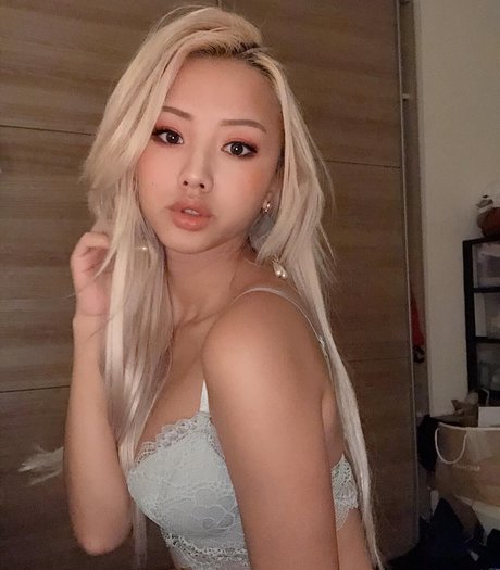 Vyvan Le xxx女優 画像