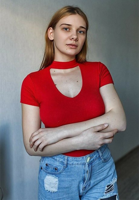 Natali Tihomirova 裸モデル アーカイブ