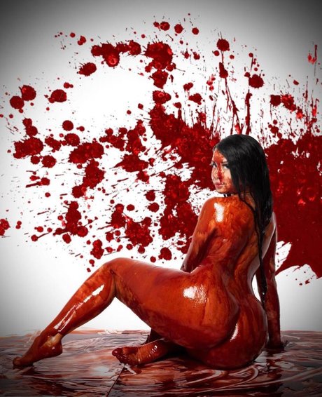 Arielle lael アート女優 写真