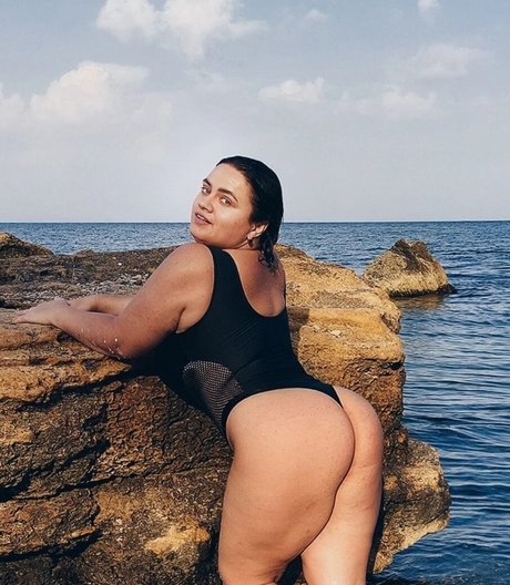 アジア人の指入れ オンリーファンズ 素敵 写真