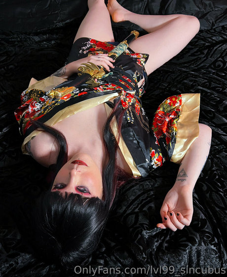 lvl99 sincubus HDモデル 写真