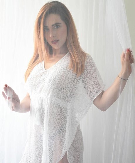 Emma Victoria Louise セックススター ギャラリー