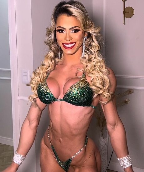 Eduarda Bezerra profile image