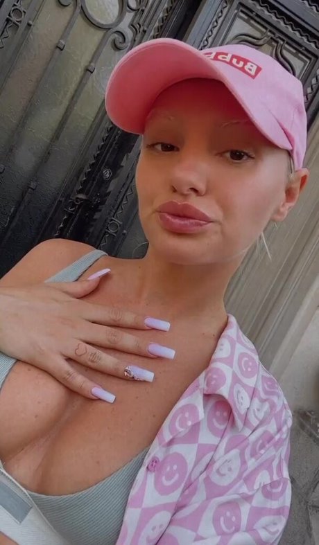 Alexandra Stan かわいいスター 写真