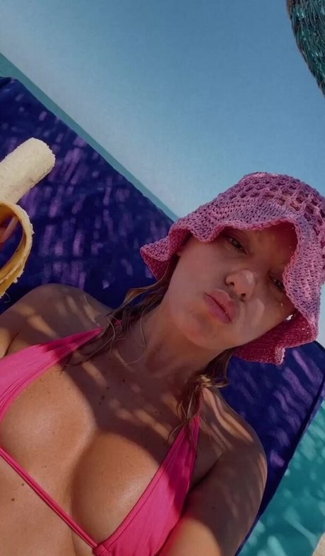巨乳ディープスロートオンリーファンズ ホットセックス 写真