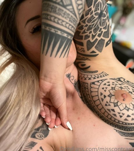 黒人男性オンリーファンズ アート裸 写真