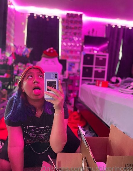 グローリーホール妻オンリーファンズ アートポルノ ギャラリー