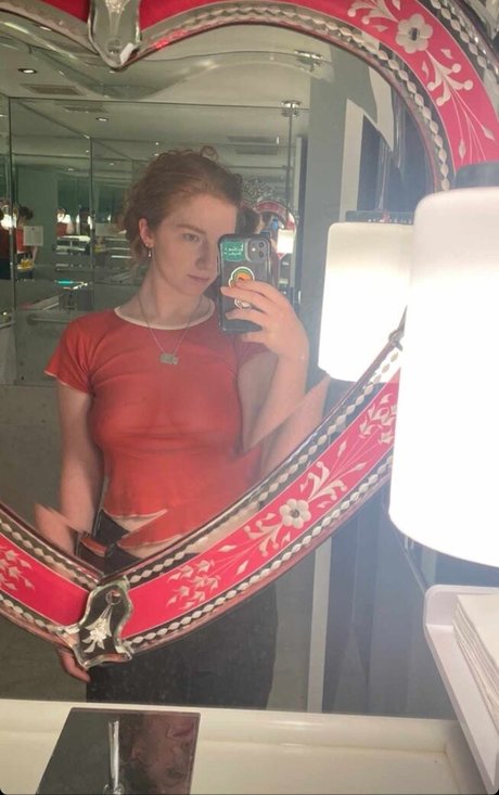 Annalise Basso 素敵なスター ギャラリー