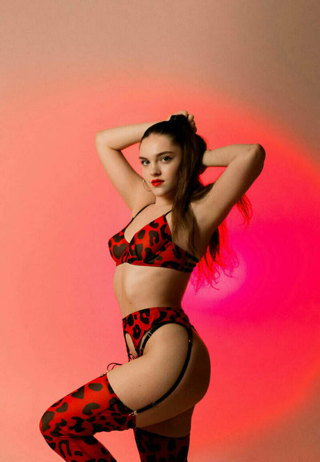 sospicyblog セックスモデル 写真