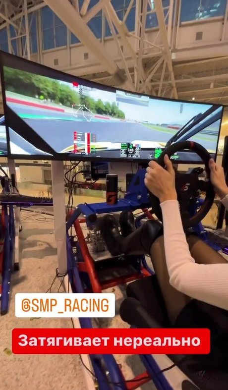 ロールプレイオンリーファン 美しいxxx ギャラリー