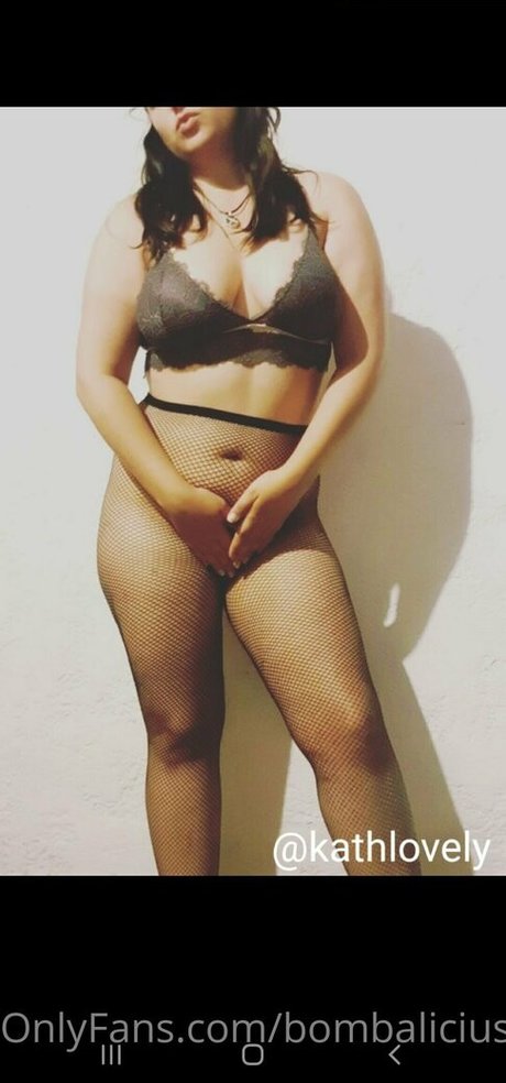 偽おっぱいオンリーファンズ ポルノグラフィック 画像