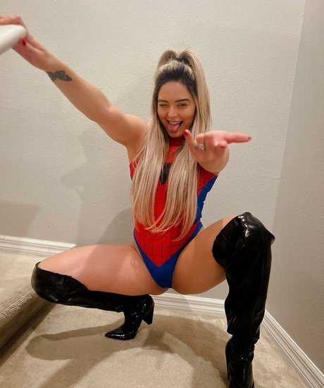 美しいベイビーオンリーファンズ アートポルノ 画像