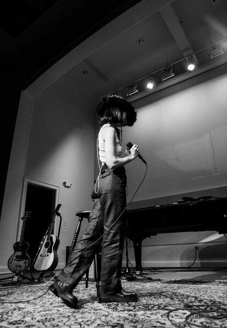 Gracie Abrams セックススター アーカイブ