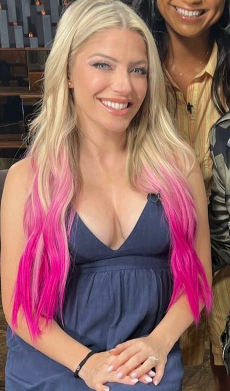 Alexa Bliss 最高の女優 ギャラリー