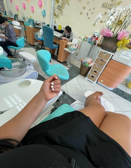 lailathebrat 完璧な女優 画像