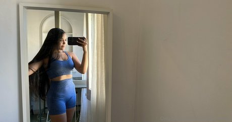 妊娠中のヌードオンリーファンズ ホットxxx 写真