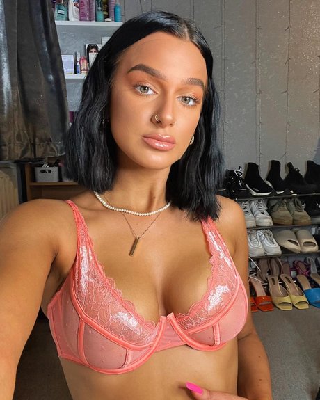 Louiseereid ポルノスター トップ 写真