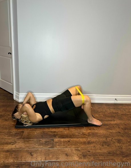 jenniferinthegym アートスター 画像