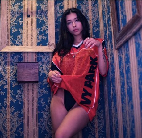 Merk Twain ホット女優 画像