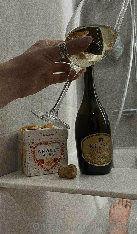 Nightlyy 最高のモデル 画像