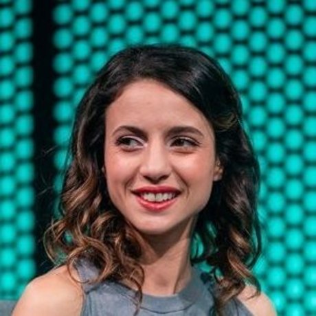 Laure Valee 素敵なモデル 写真