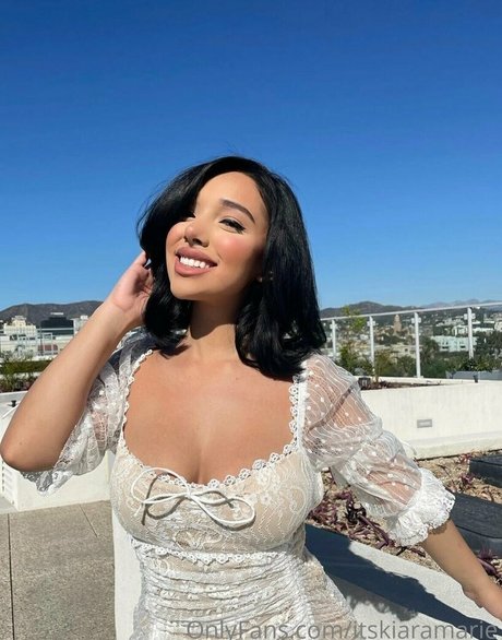 itskiaramarie モデル ギャラリー