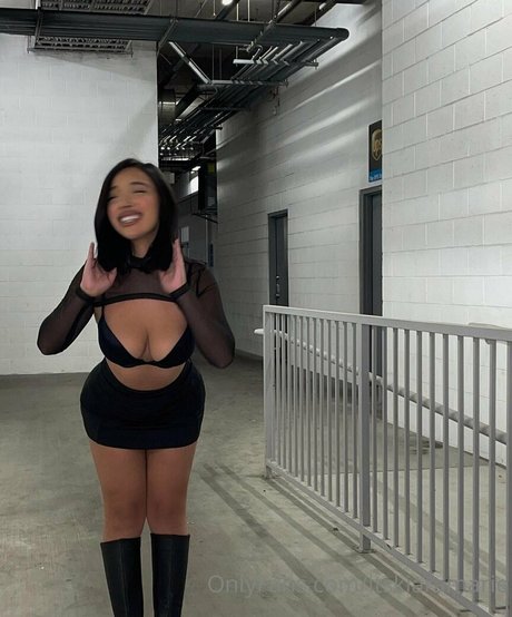 itskiaramarie ポルノスター アート 写真