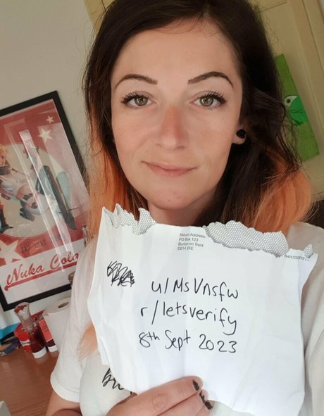 MsVnsfw スター ヌード 写真