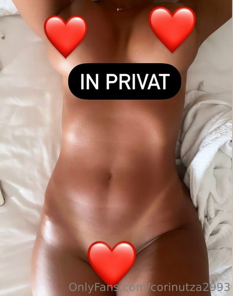 Corinutza2993 xxx女優 写真