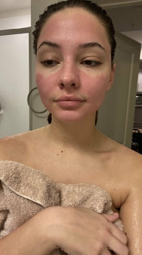 Madelyn Cline スターセックス 写真