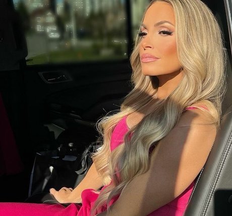 コロンビアのティーンオンリーファンズ セクシー 写真