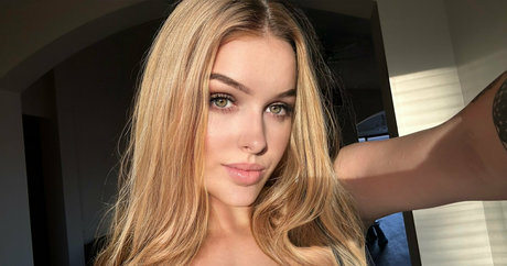 毛深いアナルオンリーファンズ セクシー 写真