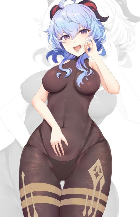 熟女オナニーオンリーファンズ 裸 画像
