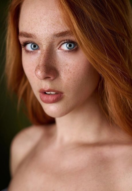 Elisaveta Kurilko ホットなスター 画像