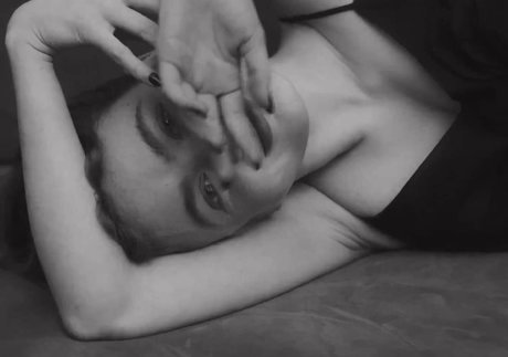 ブラックフィットネスオンリーファンズ セックス 写真