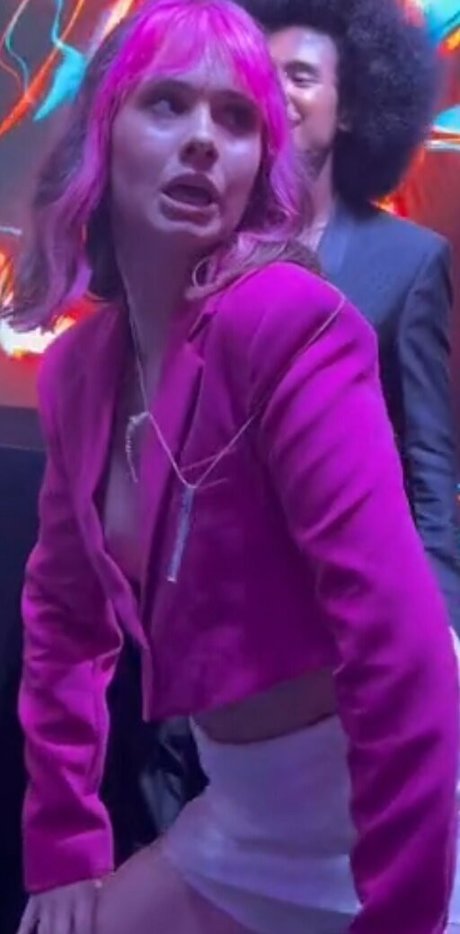 Julia K Barni ポルノスター トップ アーカイブ