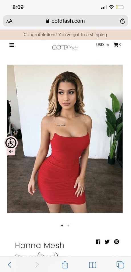 巨乳クーガーオンリーファンズ アートヌード 写真