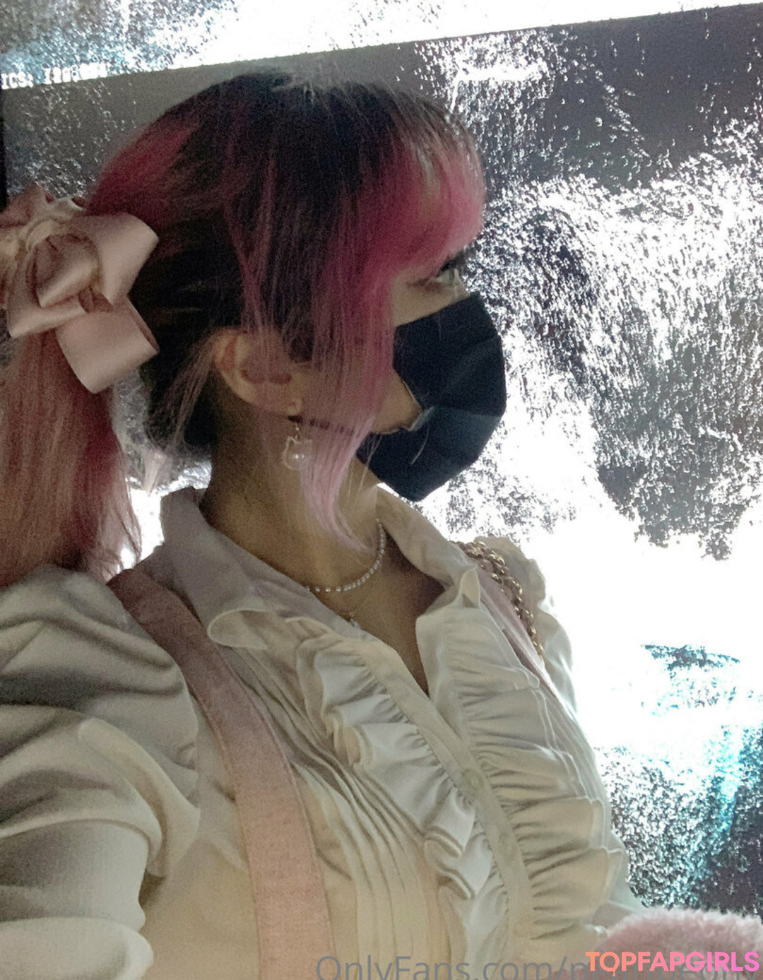 ボンデージオンリーファンズ 無料裸 写真