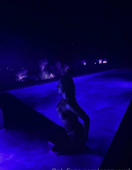 GazzyGurl ヌードモデル 写真