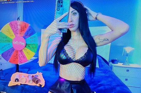 karencalab セクシーなスター 写真