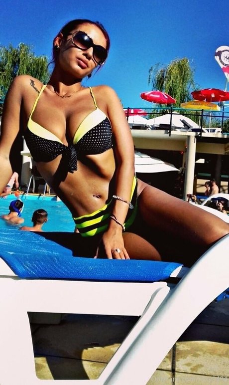 roxanaionescu アダルト女優 ギャラリー