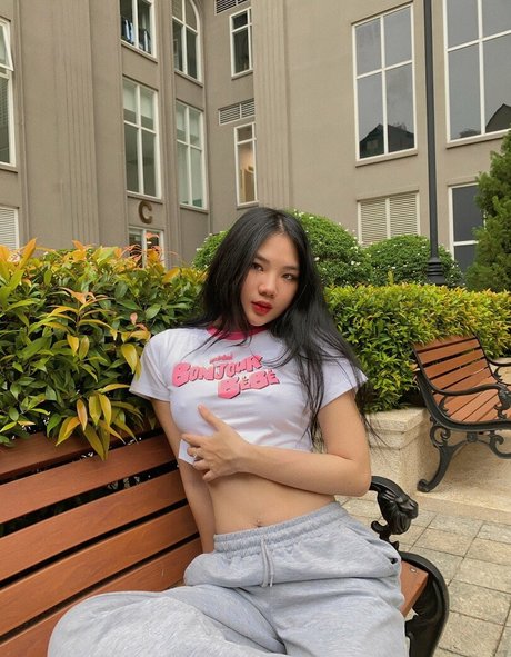 茶色の目のキティオンリーファンズ 無料ポルノ 写真